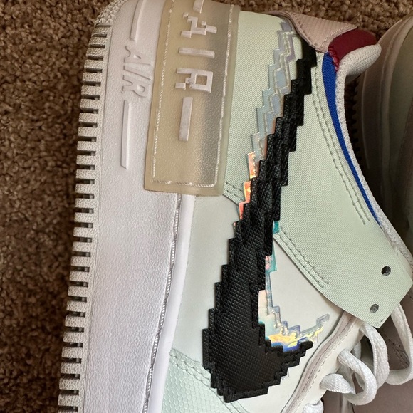Sz 10.5 Nike Air Force 1 Shadow SE Pixel Swoosh - Barely Green W. Rare, Unique - Picture 2 of 14